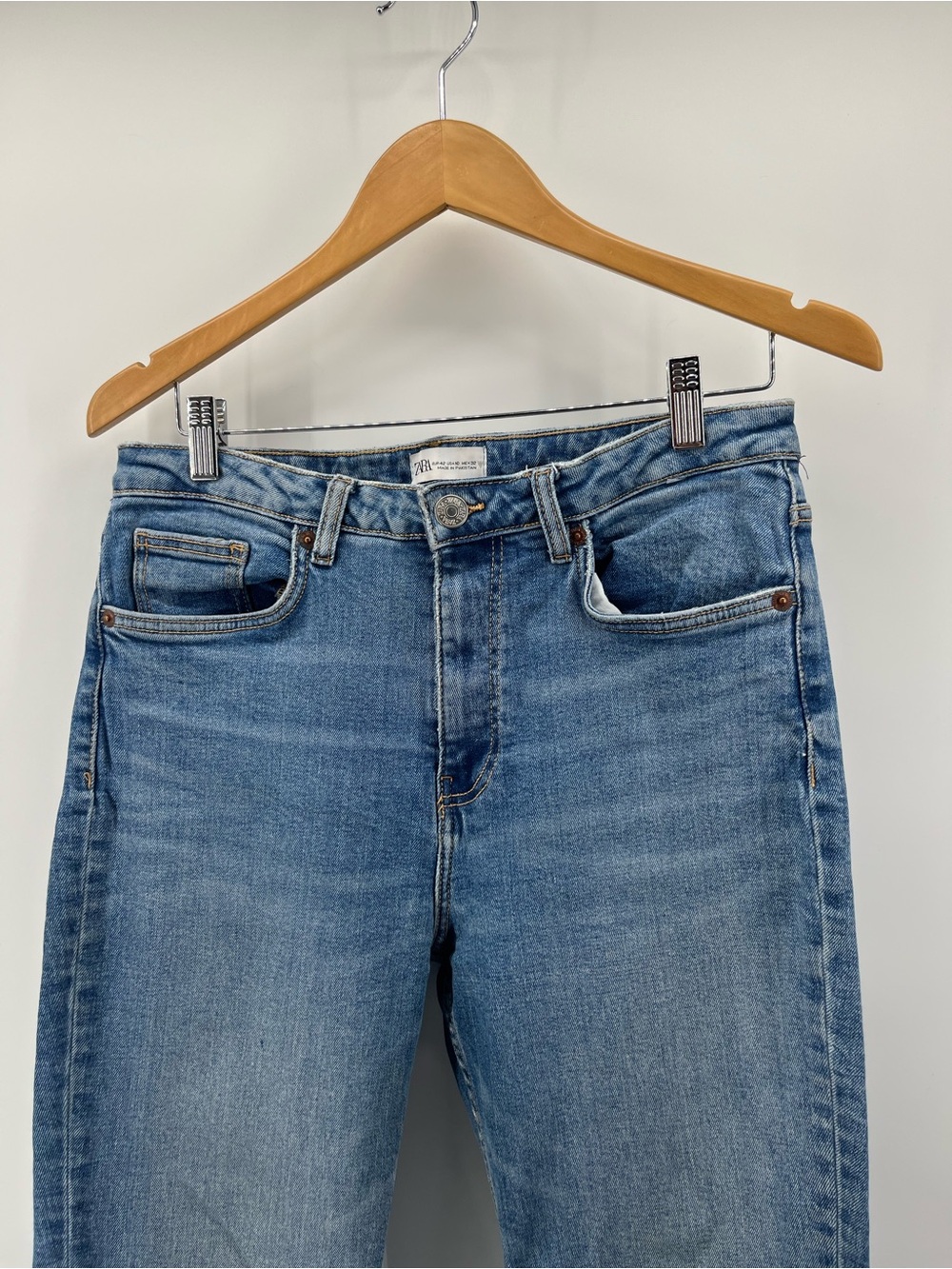 Zara High Rise Flare Jeans Women’s Size 10 Blue Stretch Denim 32” Inseam - Picture 6 of 9